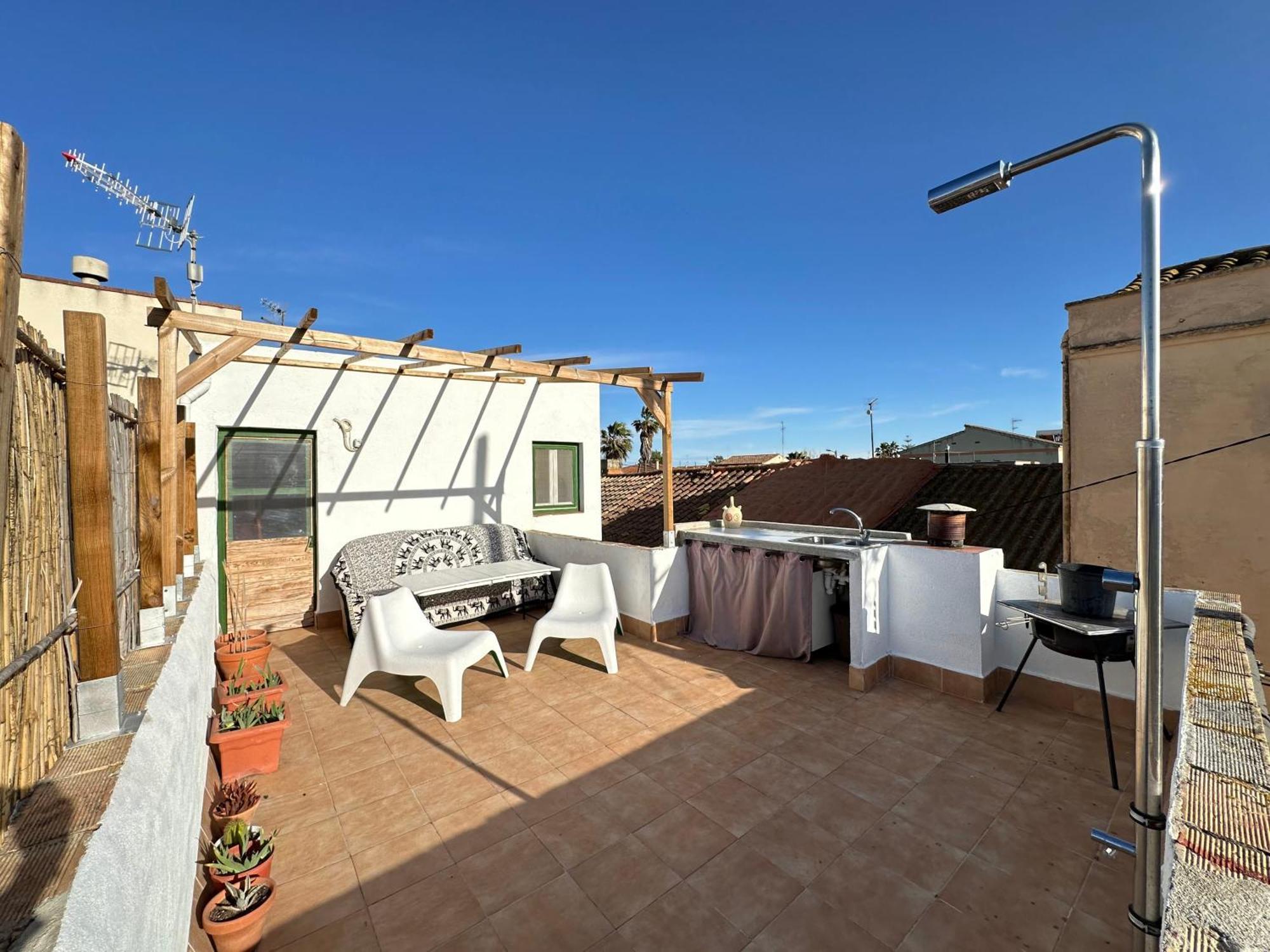 Appartamento Con Terraza Delta Slow